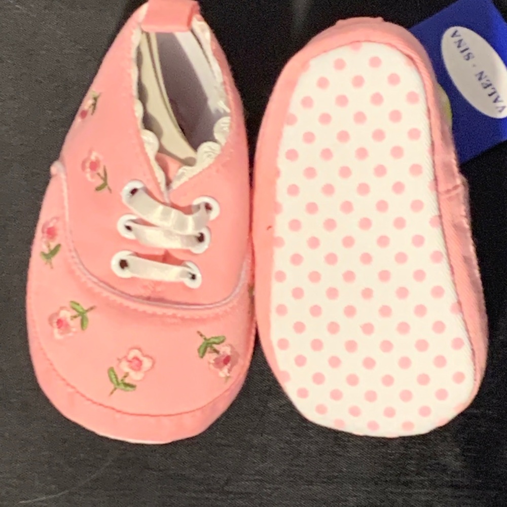Baby shoes